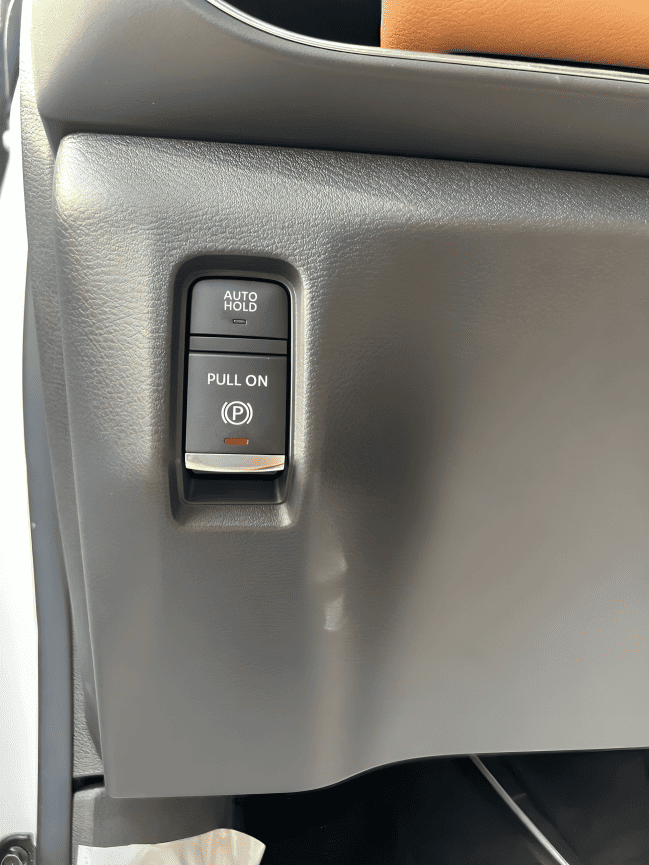 
								Nissan Patrol LE Titanium 3.5L full									