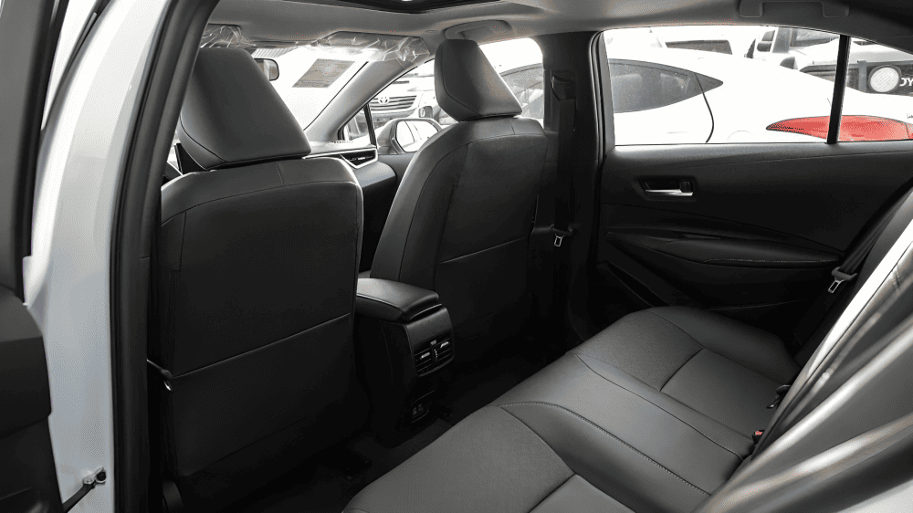 
								Toyota Corolla 2025 full									