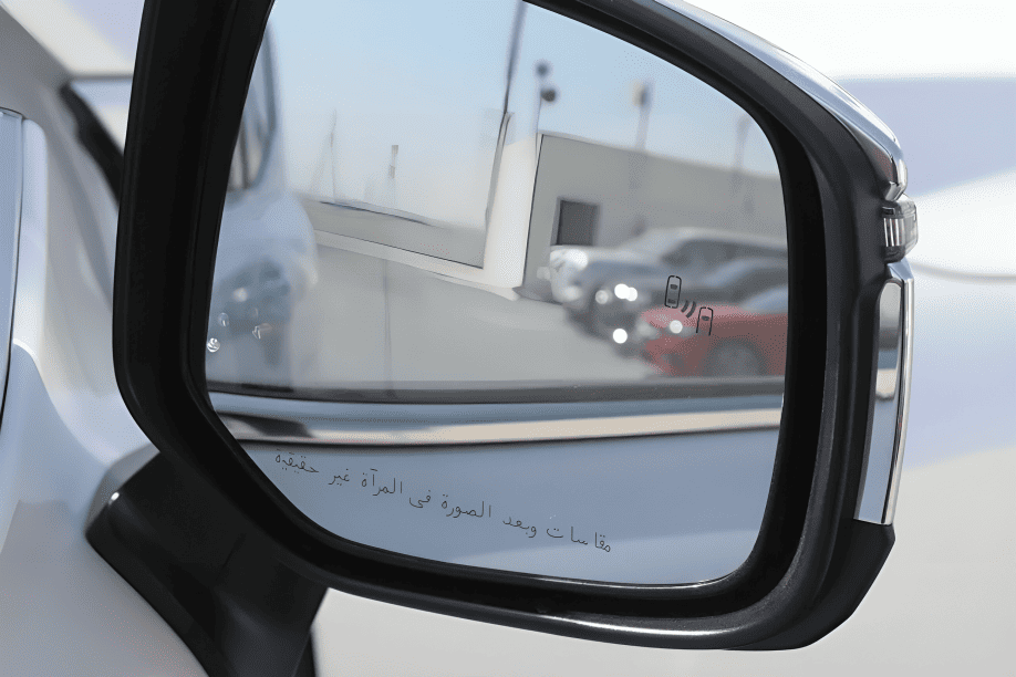 
								Toyota Land Cruiser full									