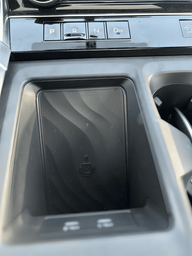 
								Nissan Patrol LE Titanium 3.5L full									