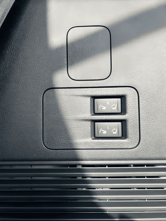 
								Nissan Patrol LE Titanium 3.5L full									